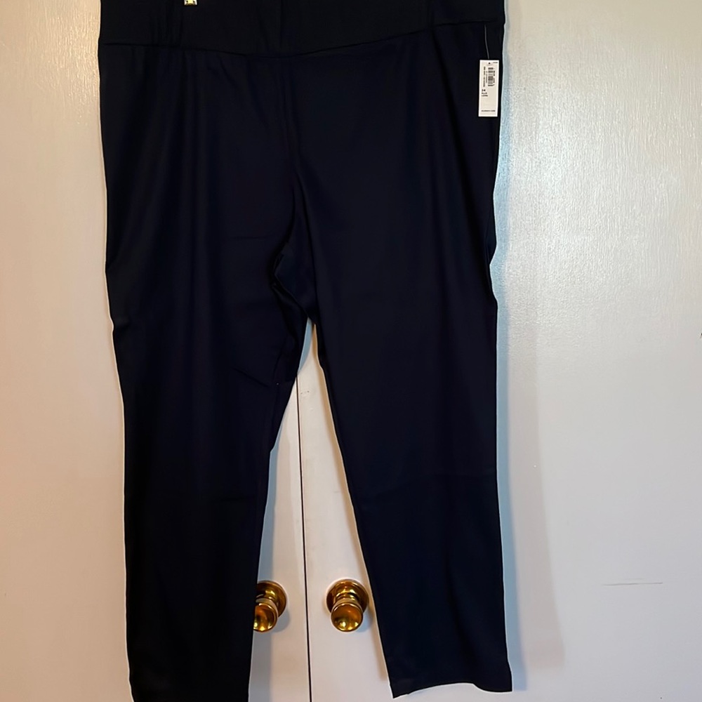 Old Navy NWT 2 pair 24 long pant stretch